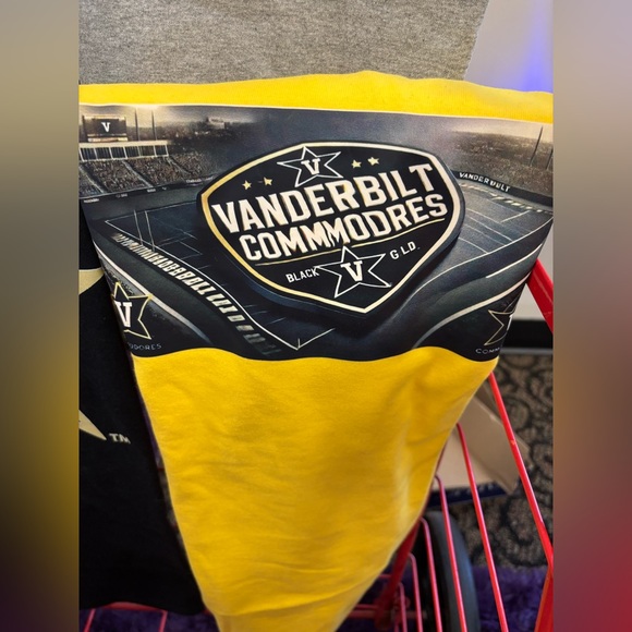 Other - NEW Vanderbilt Commodores Black and Gold T-Shirt size XL